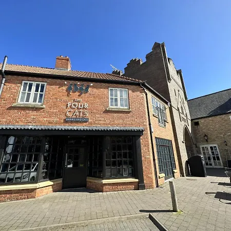 Wren - Part Of The The Bay Filey Village With Pool, Gym And Direct Access, Pub, Restaurant, Tennis And Meadows Walks *