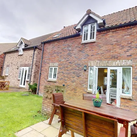 בית נופש Wren - Part Of The The Bay Filey Village With Pool, Gym And Direct Access, Pub, Restaurant, Tennis And Meadows Walks Reighton