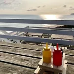 Wren - Part Of The The Bay Filey Village With Pool, Gym And Direct Access, Pub, Restaurant, Tennis And Meadows Walks