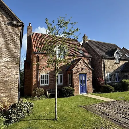 펜션 Wren - Part Of The The Bay Filey Village With Pool, Gym And Direct Access, Pub, Restaurant, Tennis And Meadows Walks *